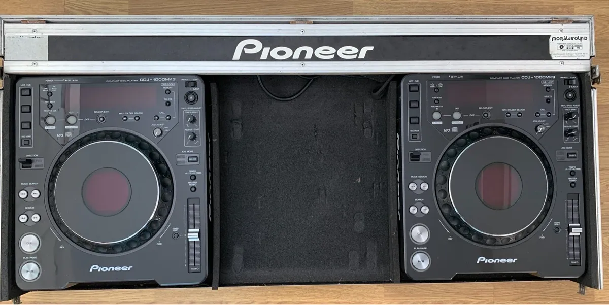 Pioneer CDJ 1000 mk3 + Coffin Case - Image 3