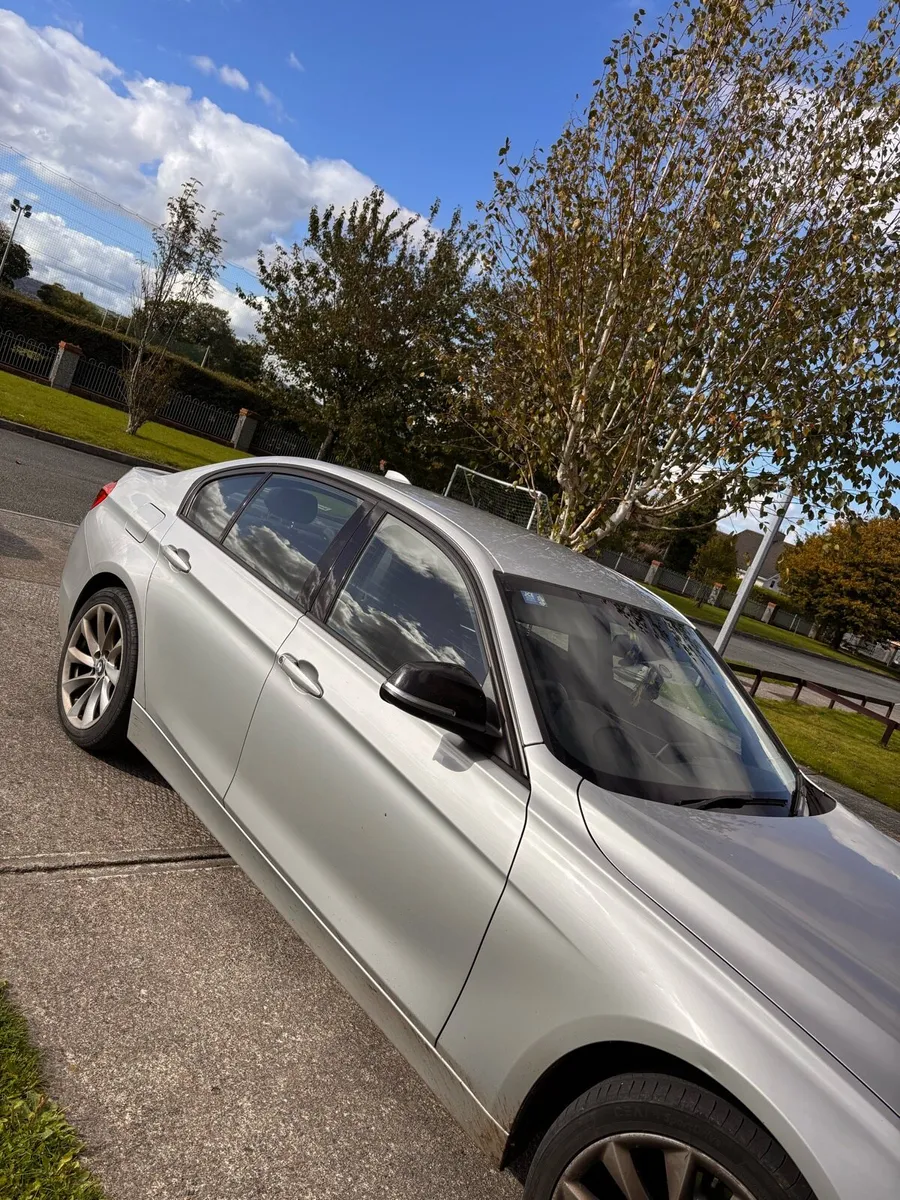 BMW 318 auto - Image 2