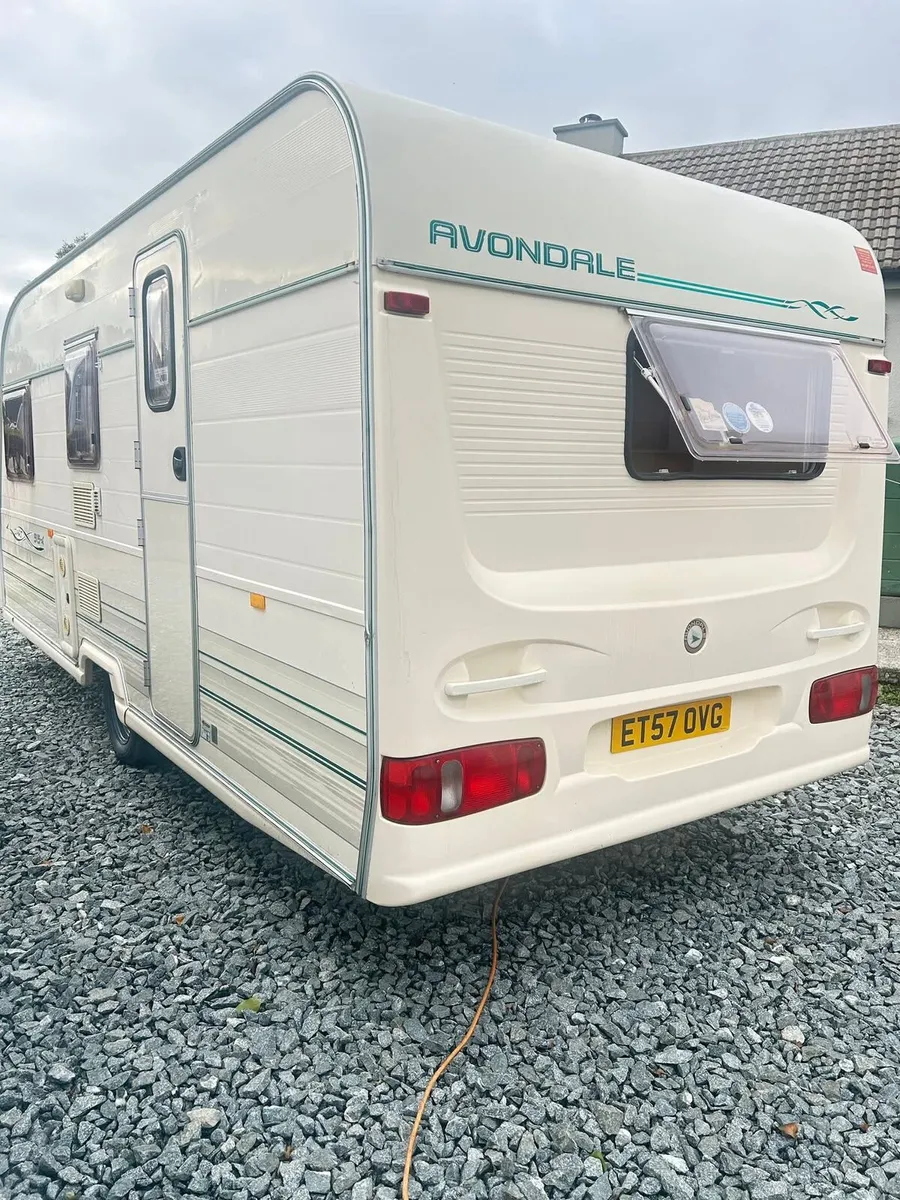Avondale 4 berth starter caravan - Image 3