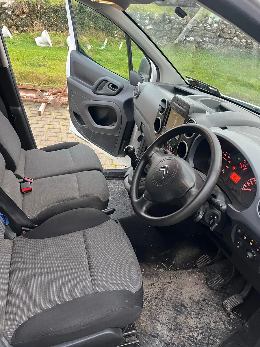 2017 Citroen Berlingo - Image 4