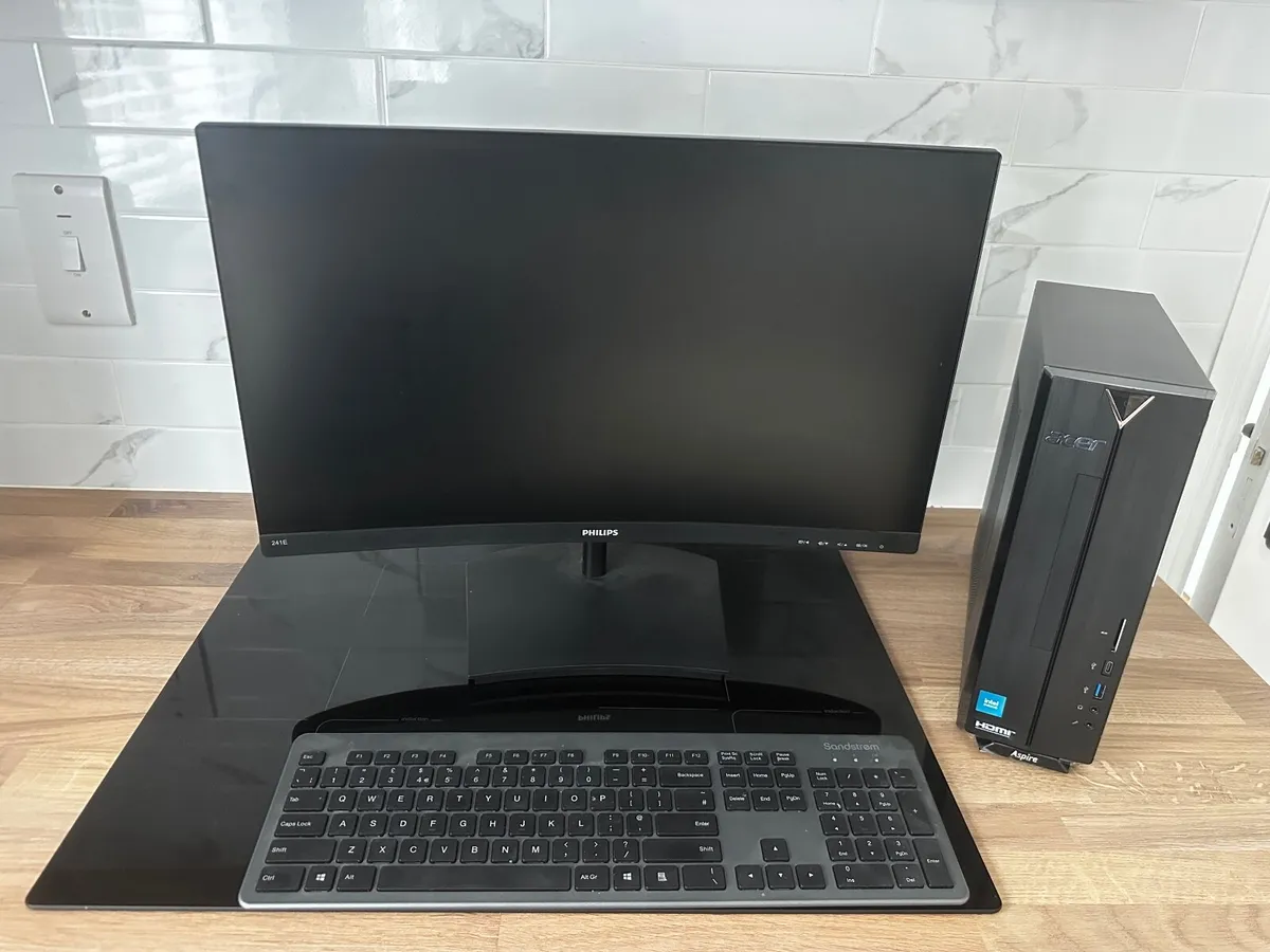 Acer Aspire PC and Phillips monitor