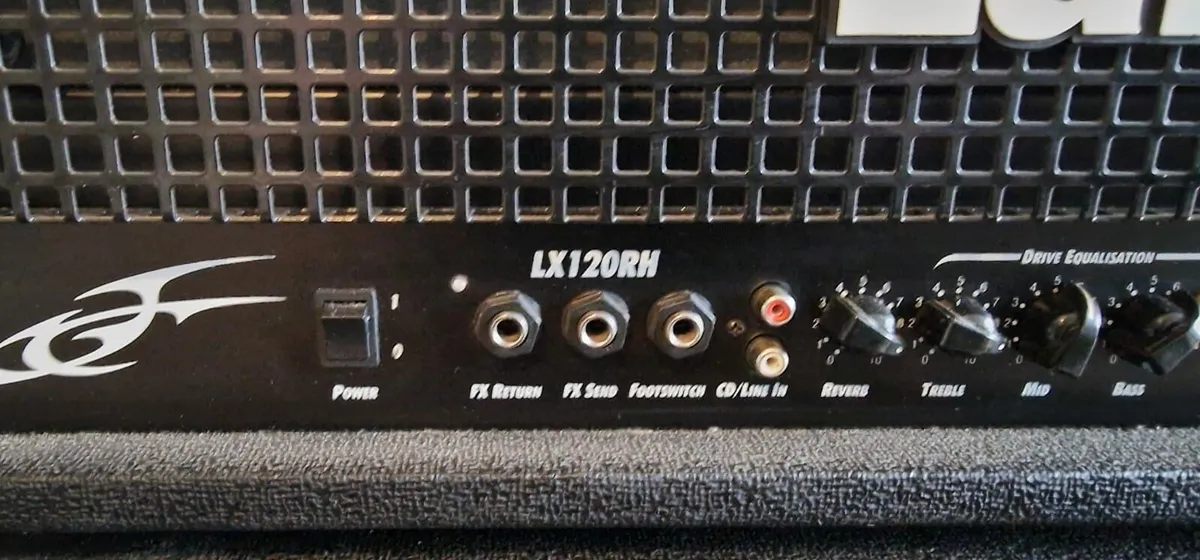 Laney LX120RH Amp Head with Matching LX412 Cabinet - Image 3