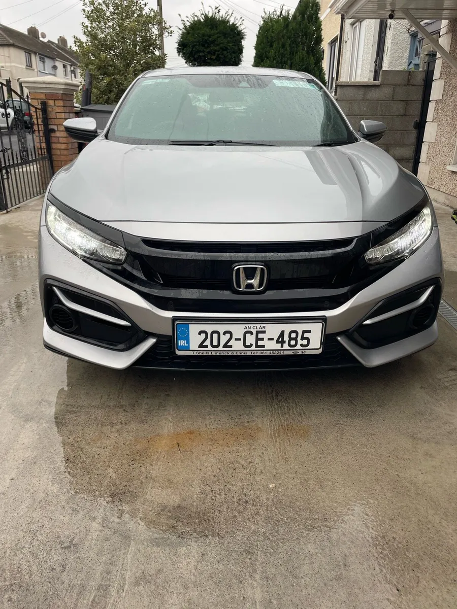 Honda civic 2020   34 km low mileage  service his - Image 2