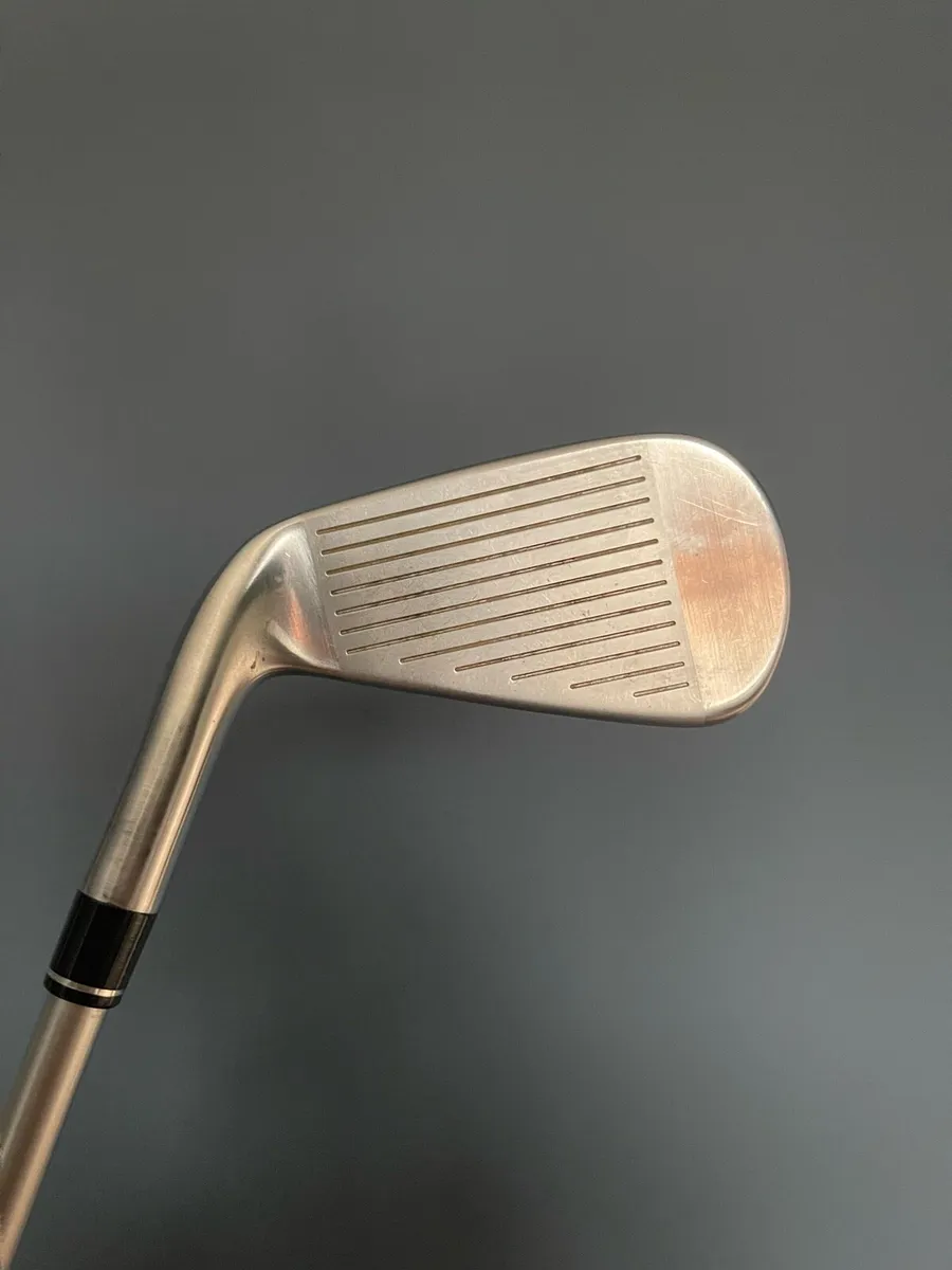 Taylormade SIM UDI 2 iron - Image 2