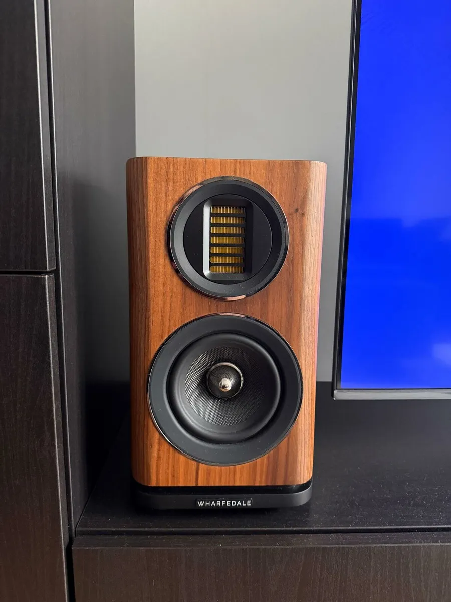 Wharfedale Evo 4.1 speakers - Image 1