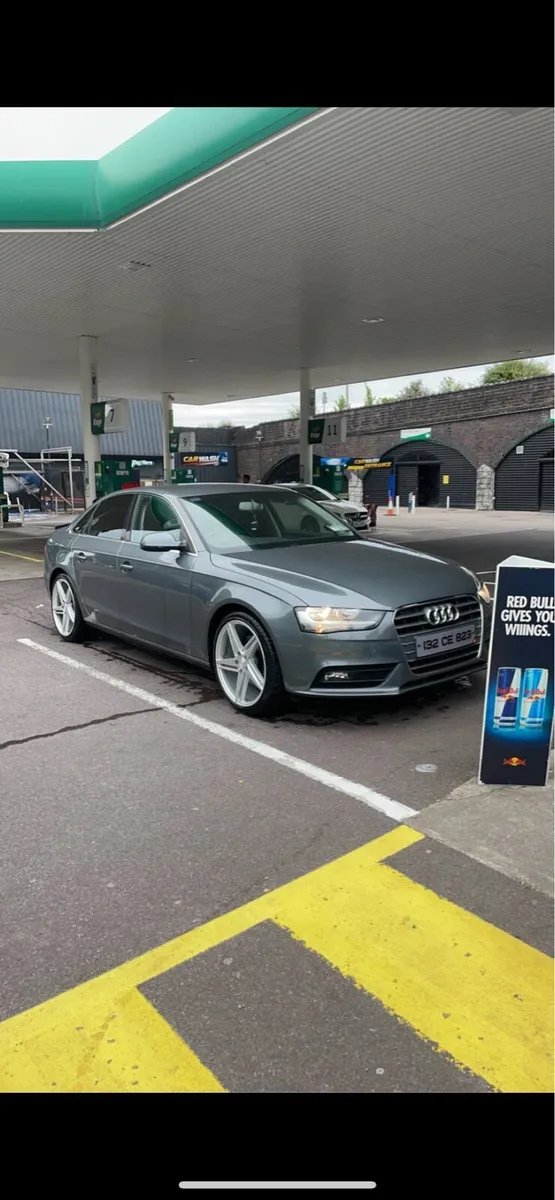 2013 AUDI A4 FRESH NCT - Image 4
