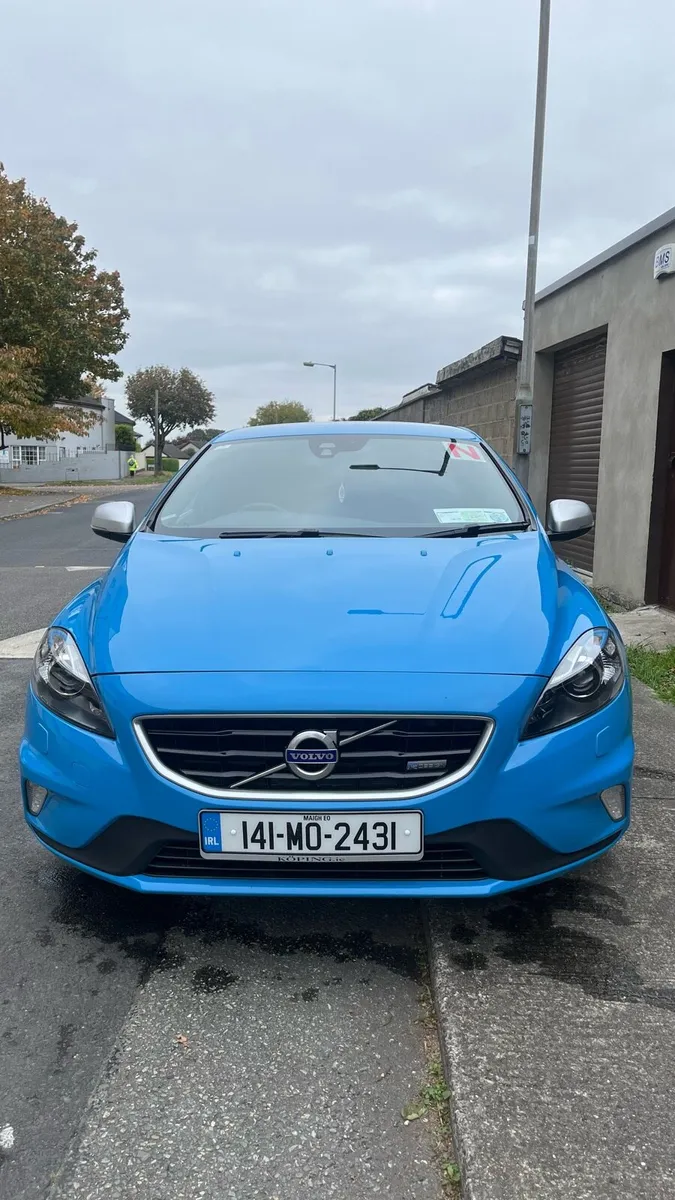 Volvo v40 D3 - Image 2