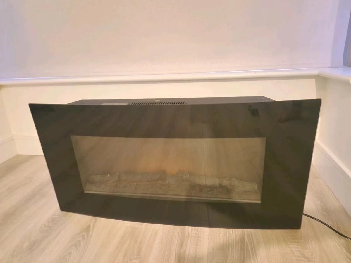 Electric fireplace - Image 2