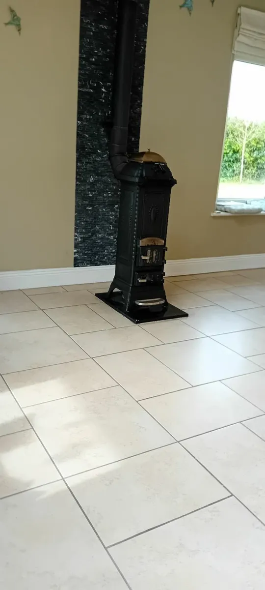 Antique stove - Image 4