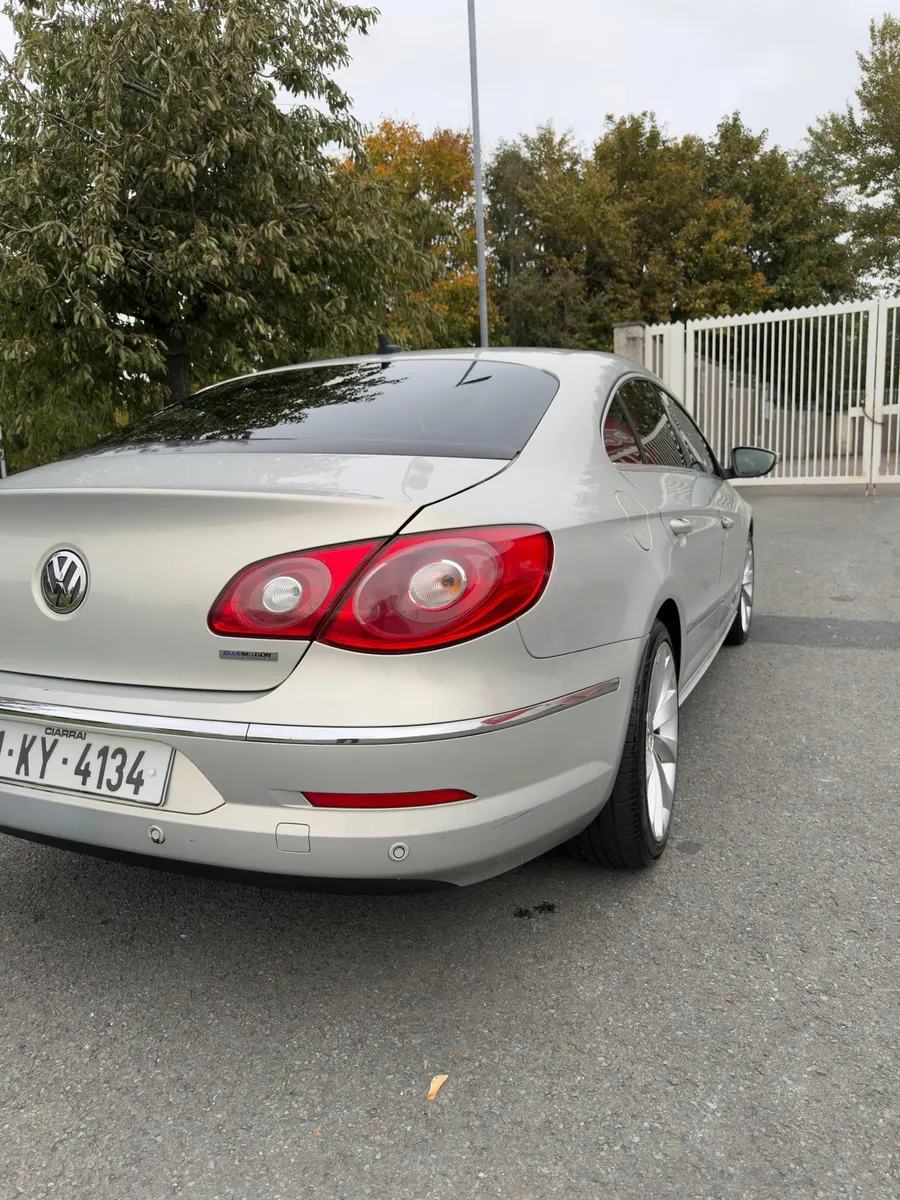 VW Passat CC - Image 2