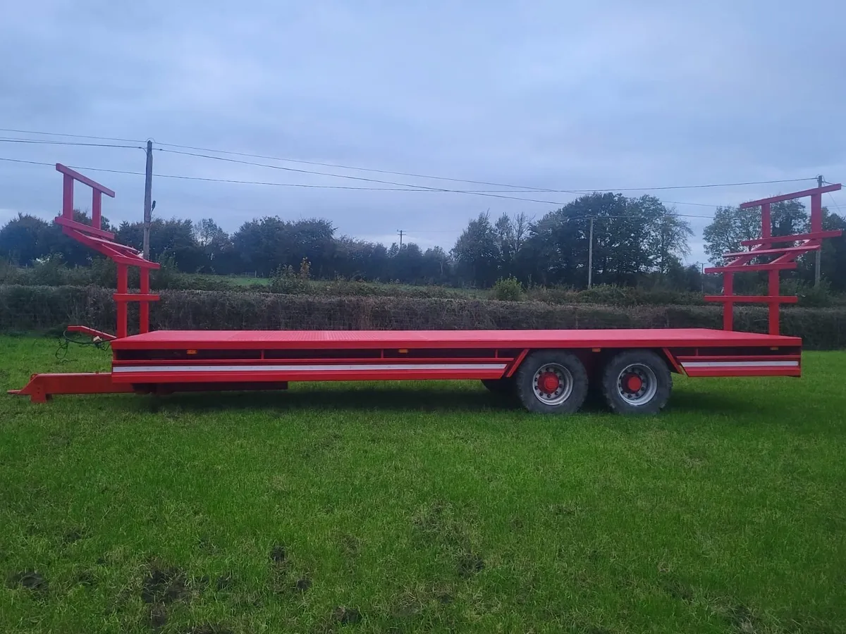 27’ Bale Trailer - Image 1