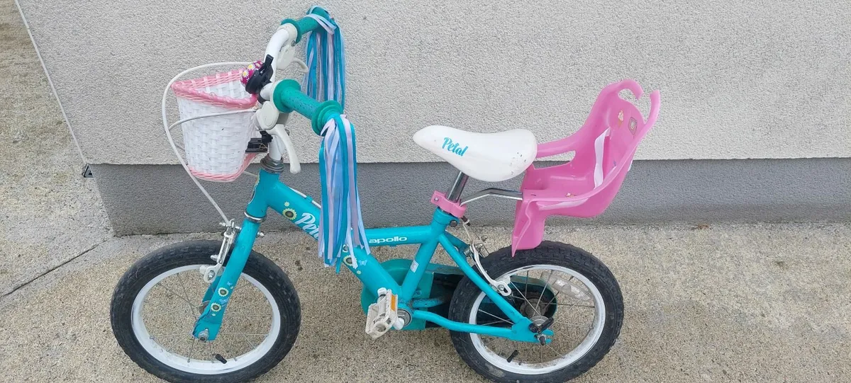 Bicycle with baby seat and basket - Image 3