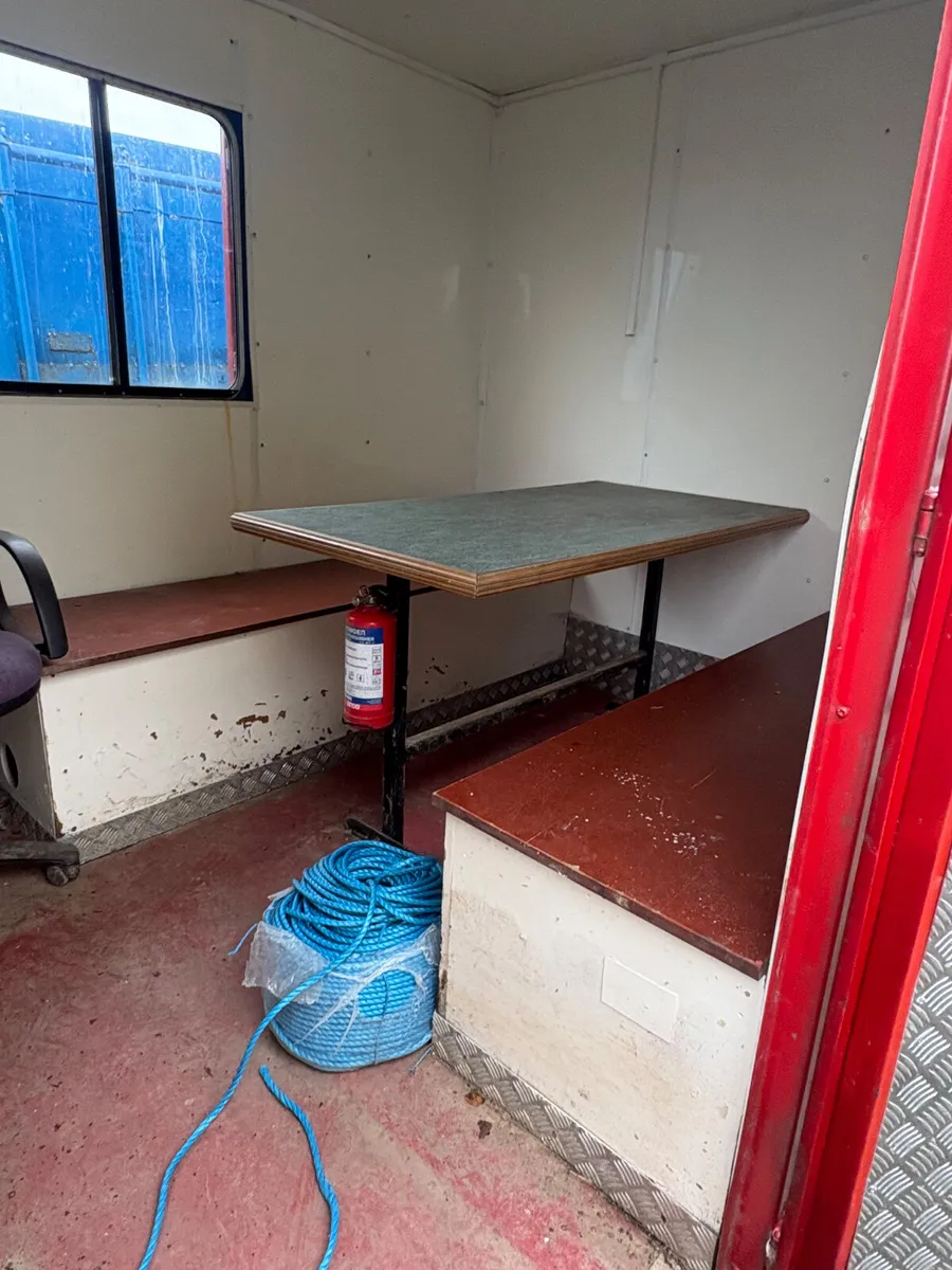 Welfare unit trailer - Image 2