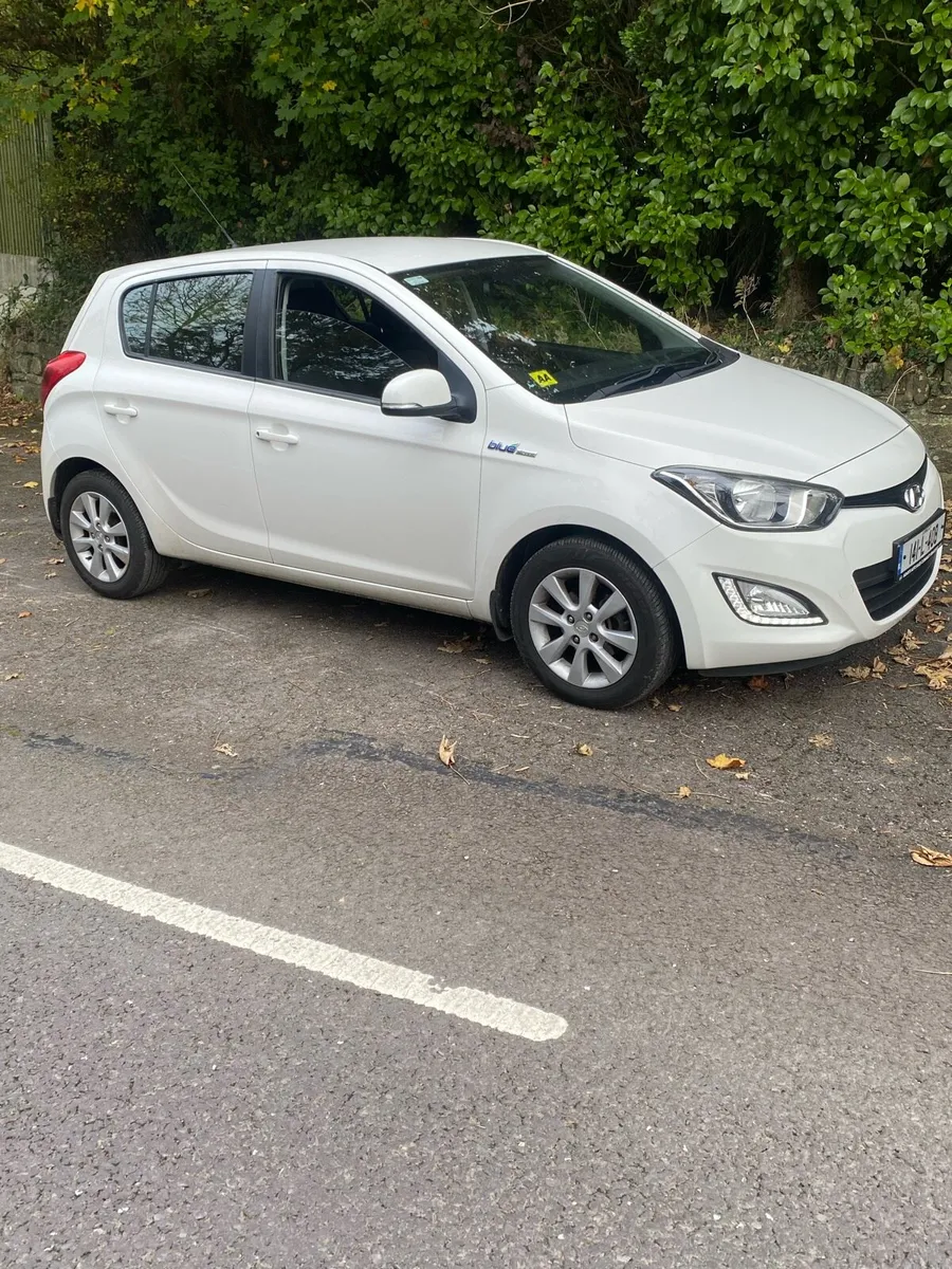 PERFECT FIRST CAR 1.2 HYUNDAI i20 PETROL - Image 2