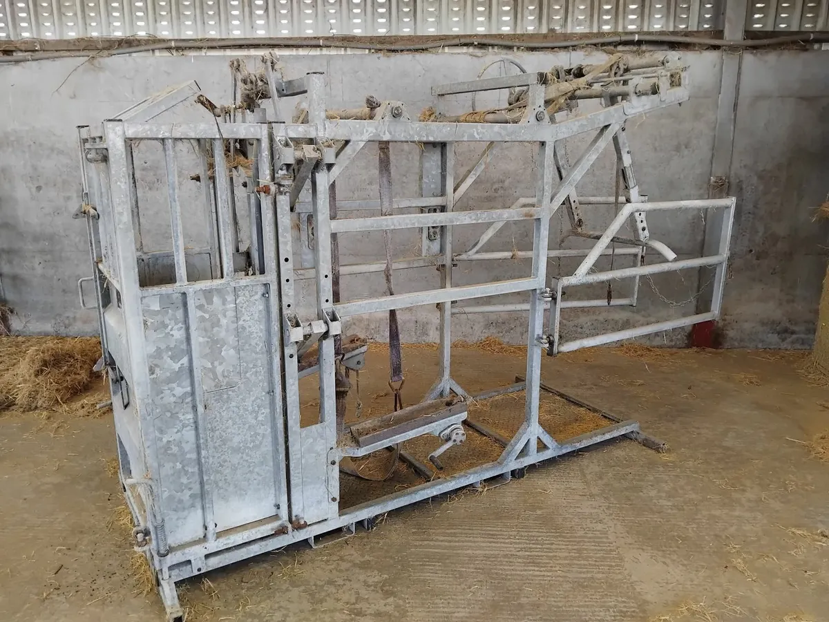 Farming machinery - Image 3