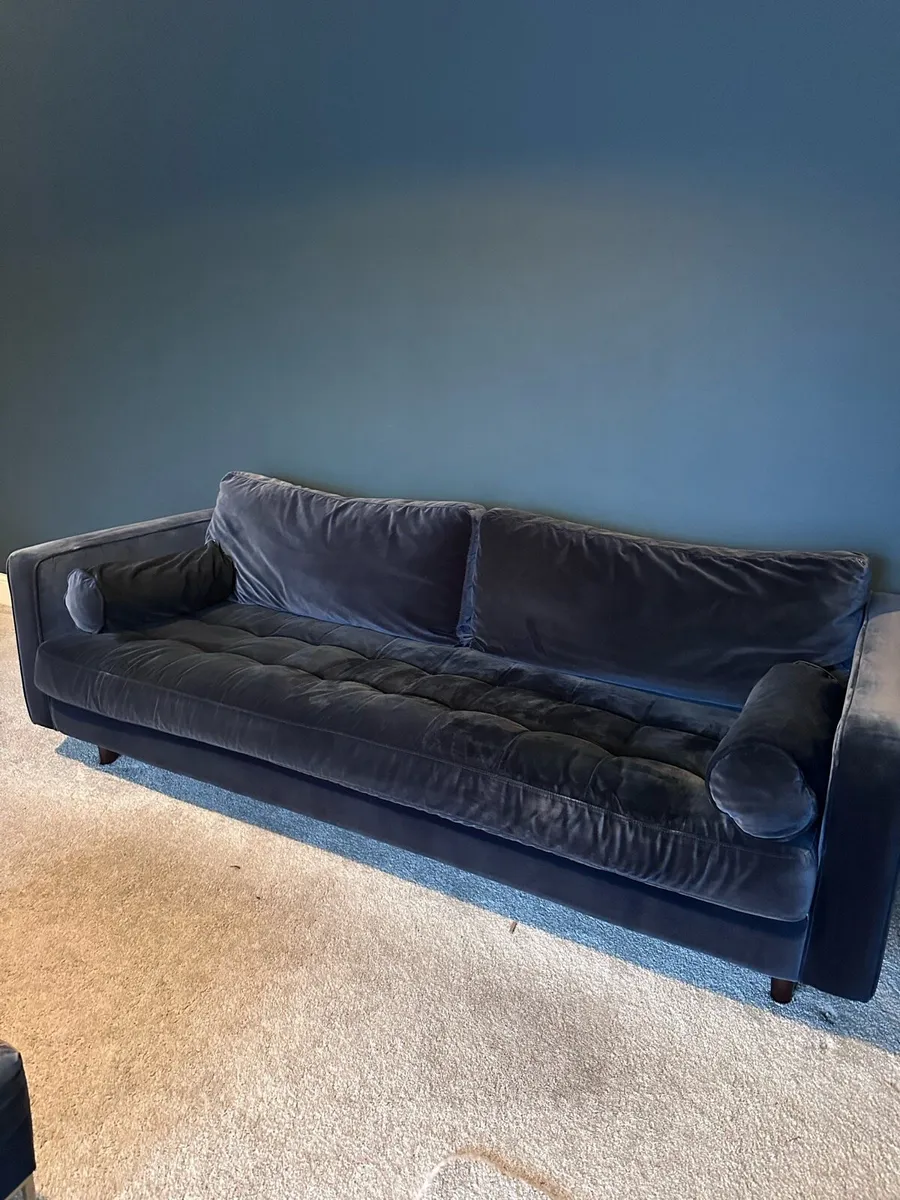 Velvet sofas (2) and ottoman - Image 4