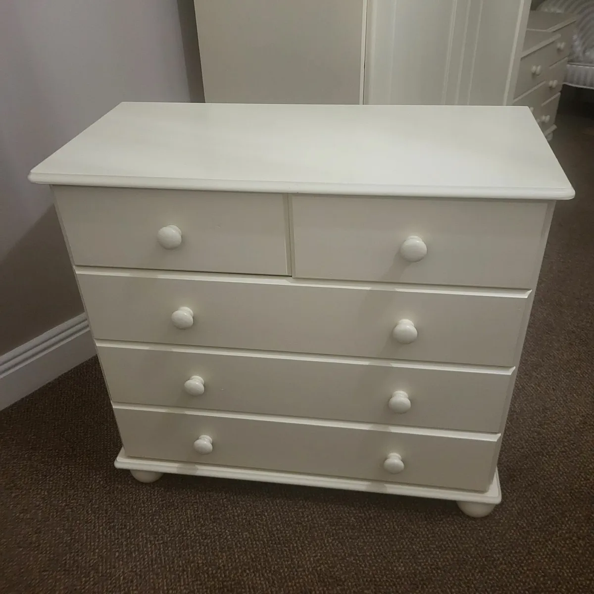 Bedroom furniture - Image 4