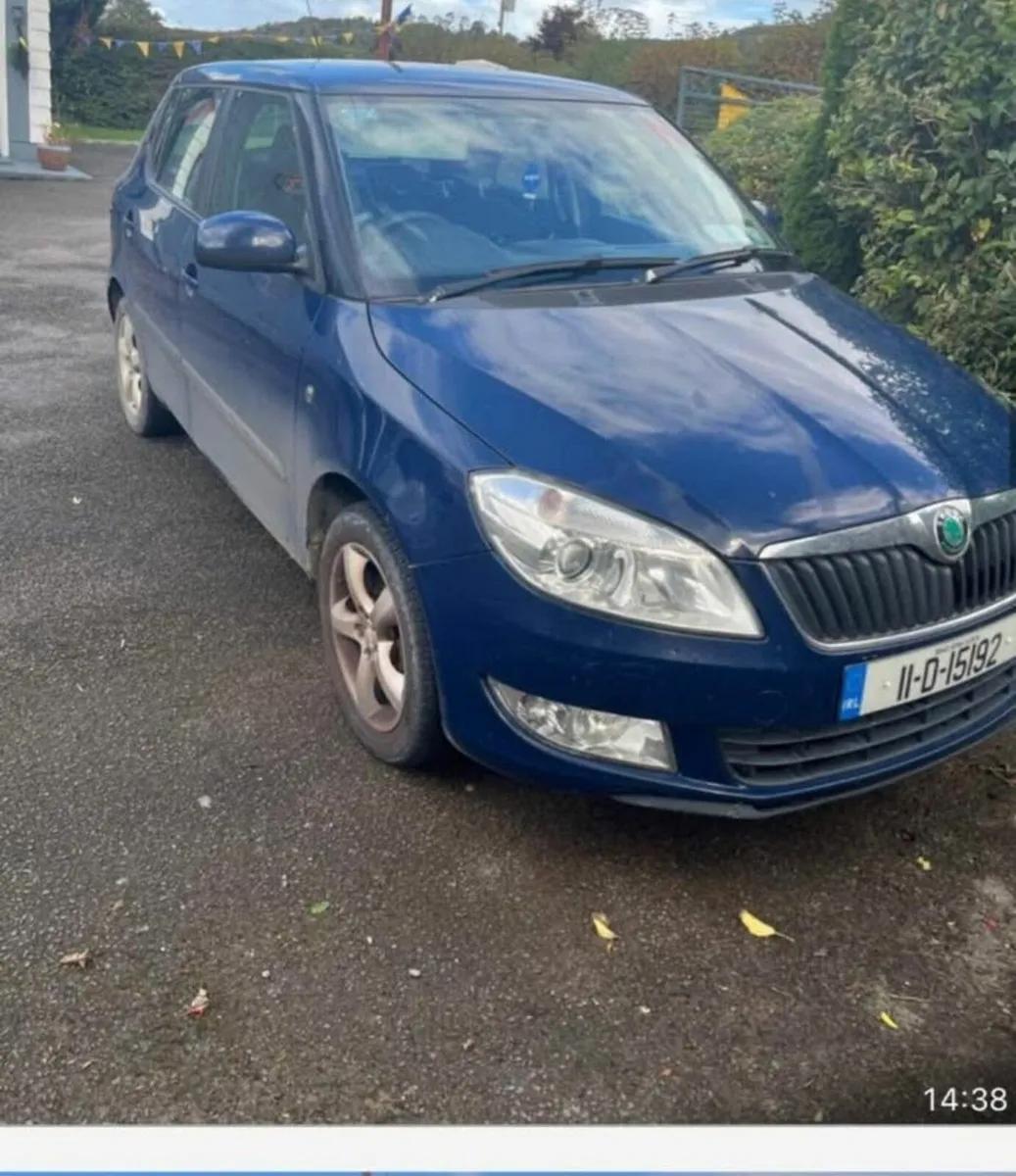 car - Image 2