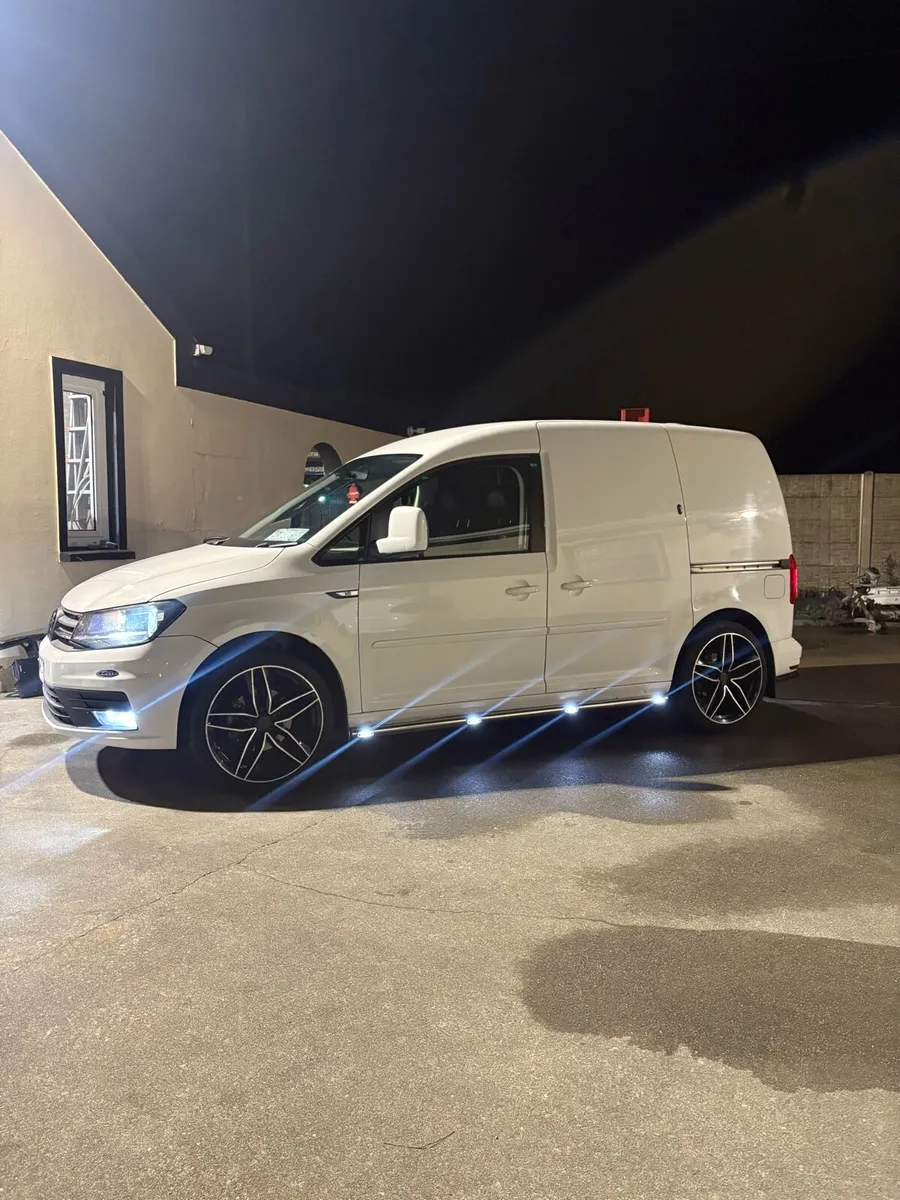Volkswagen Caddy - Image 1