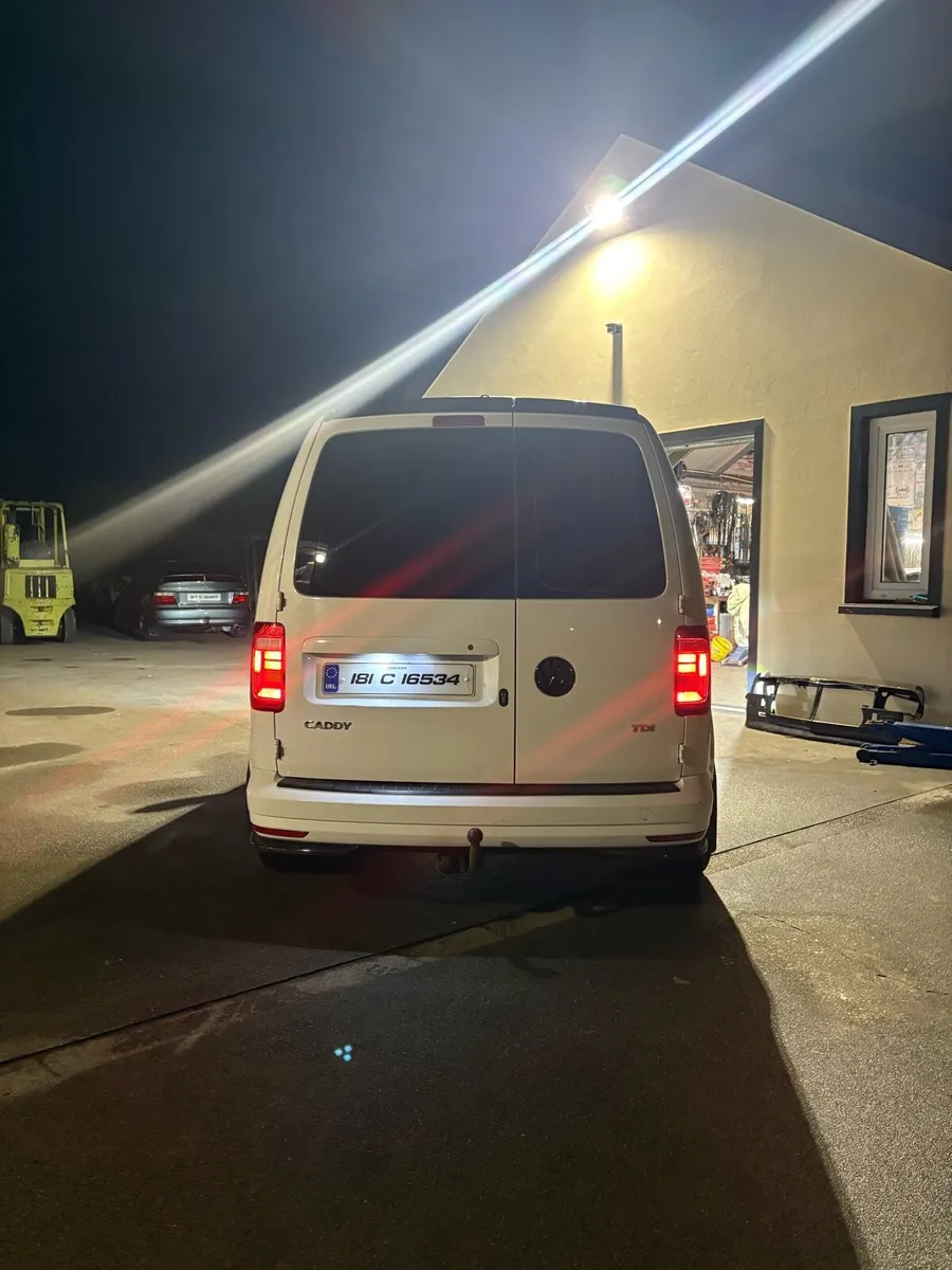 Volkswagen Caddy - Image 2