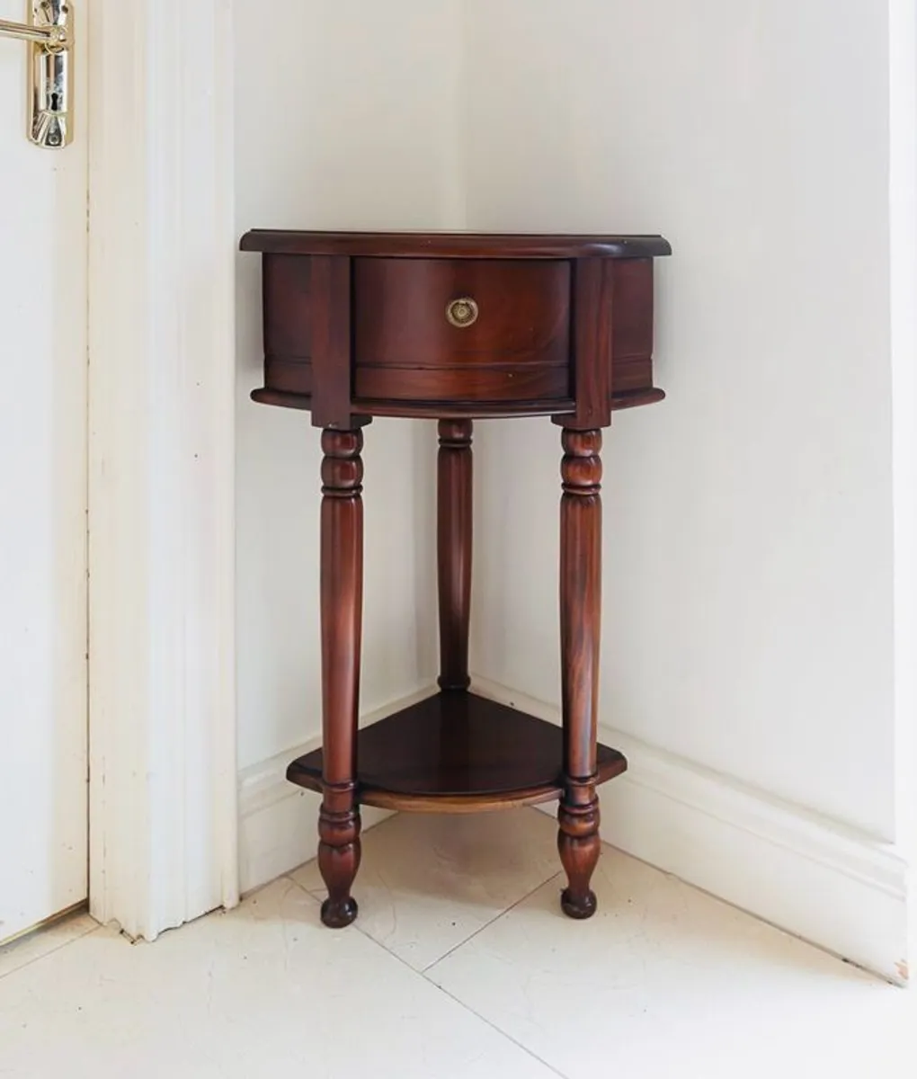 mahogany corner table - Image 1