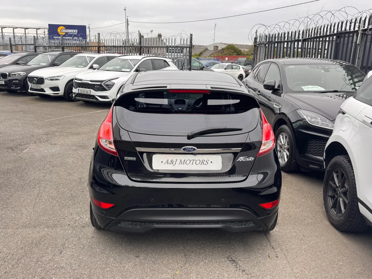2015 Ford Fiesta 1.0 Automatic - Image 4