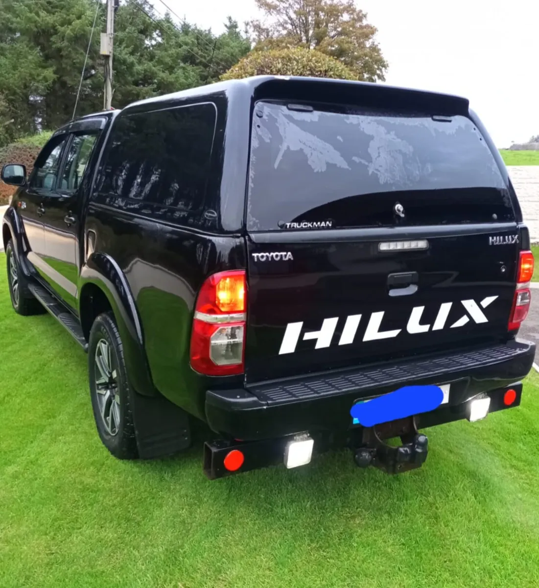 Toyota Hilux - Image 2