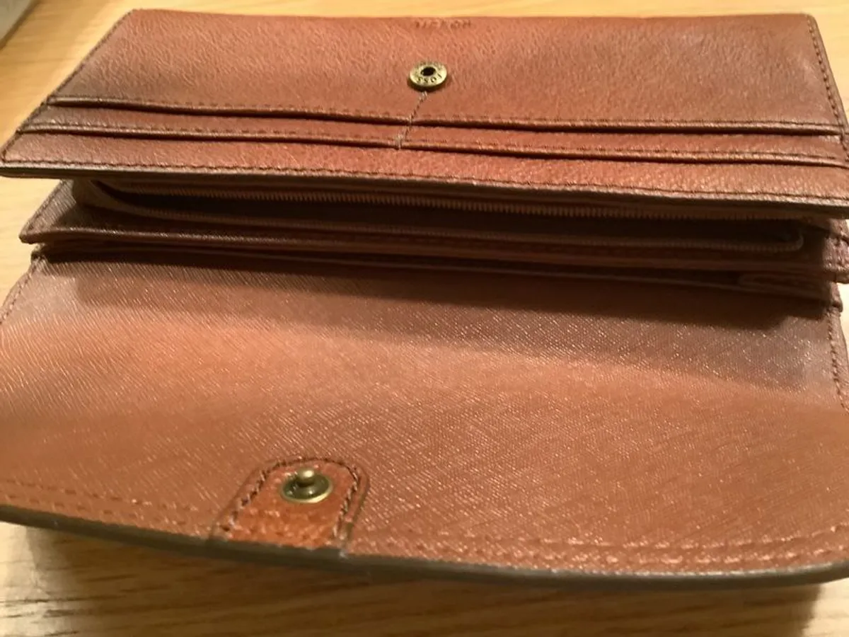 Fossil Purse Wallet Leather Womens - Image 3