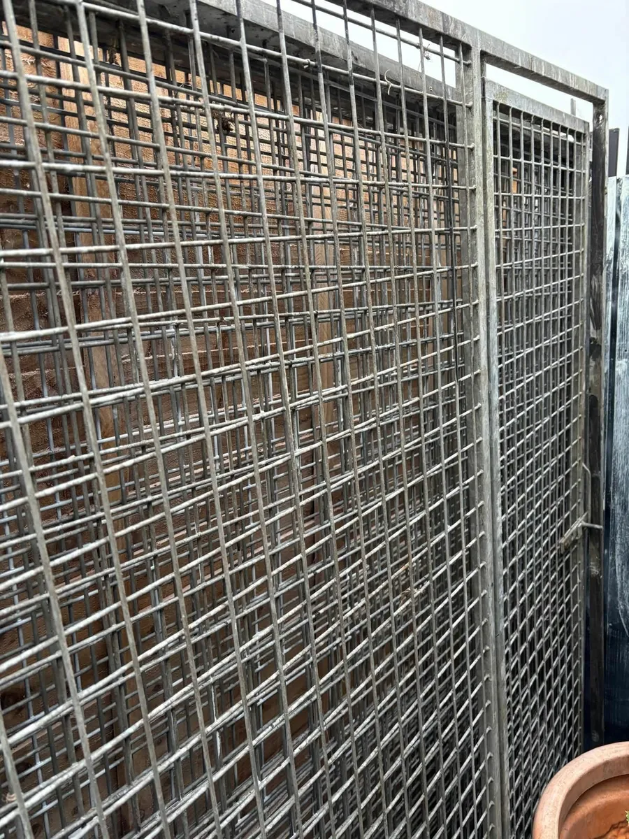 Dog Fence Panels - Image 3