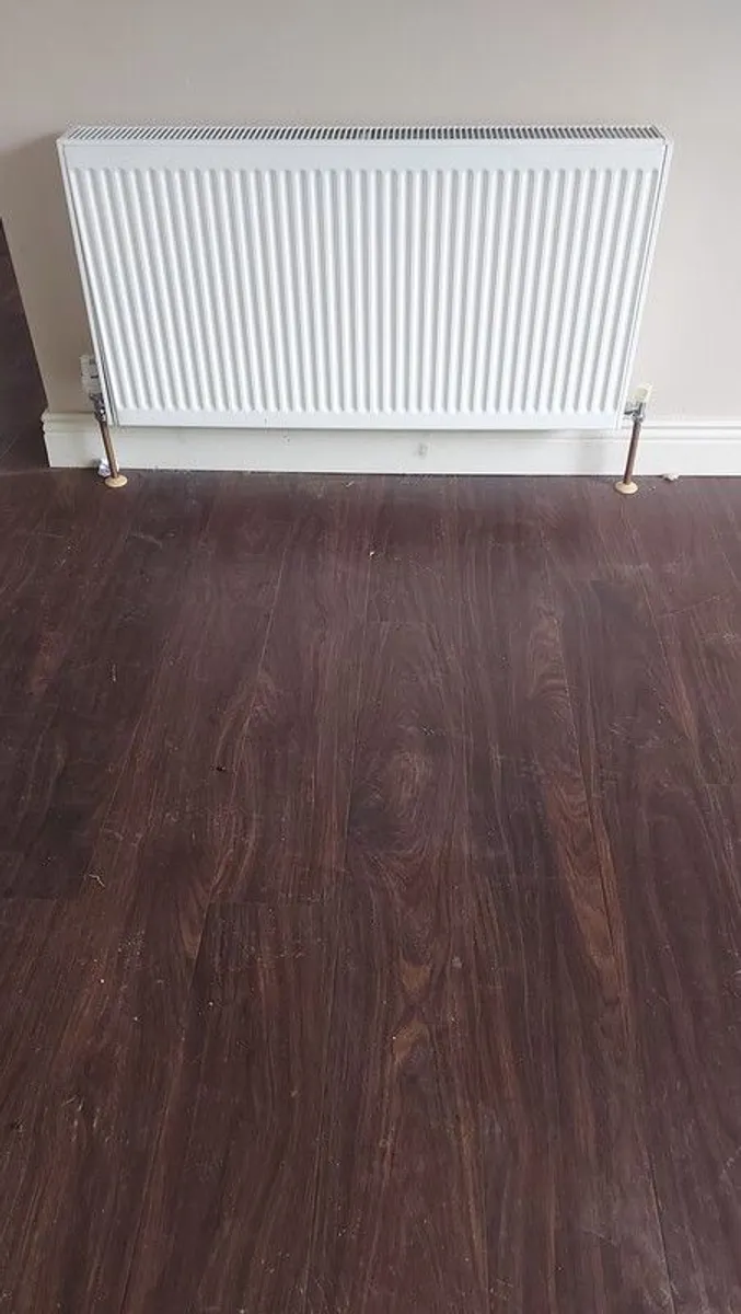 Blacksmith Boiler Stove with flue and 7 radiators - Image 3