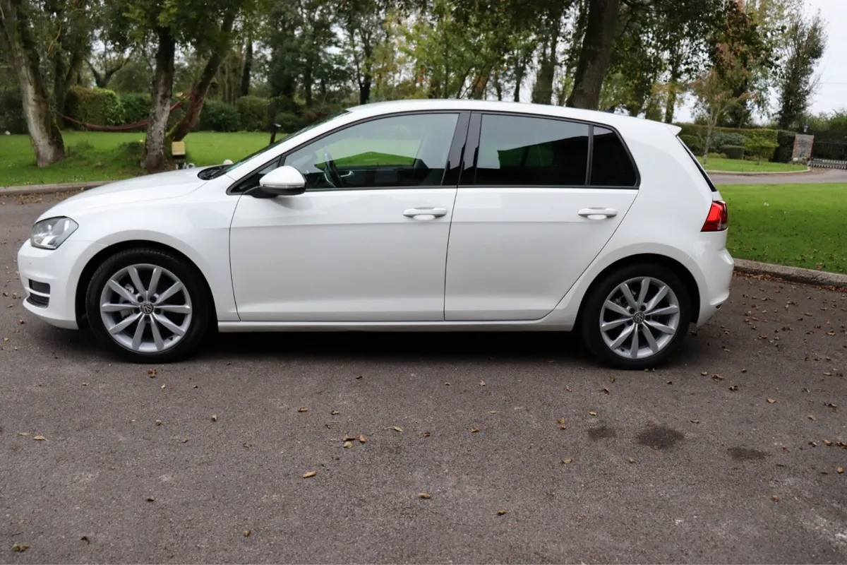 Volkswagen Golf - Image 2