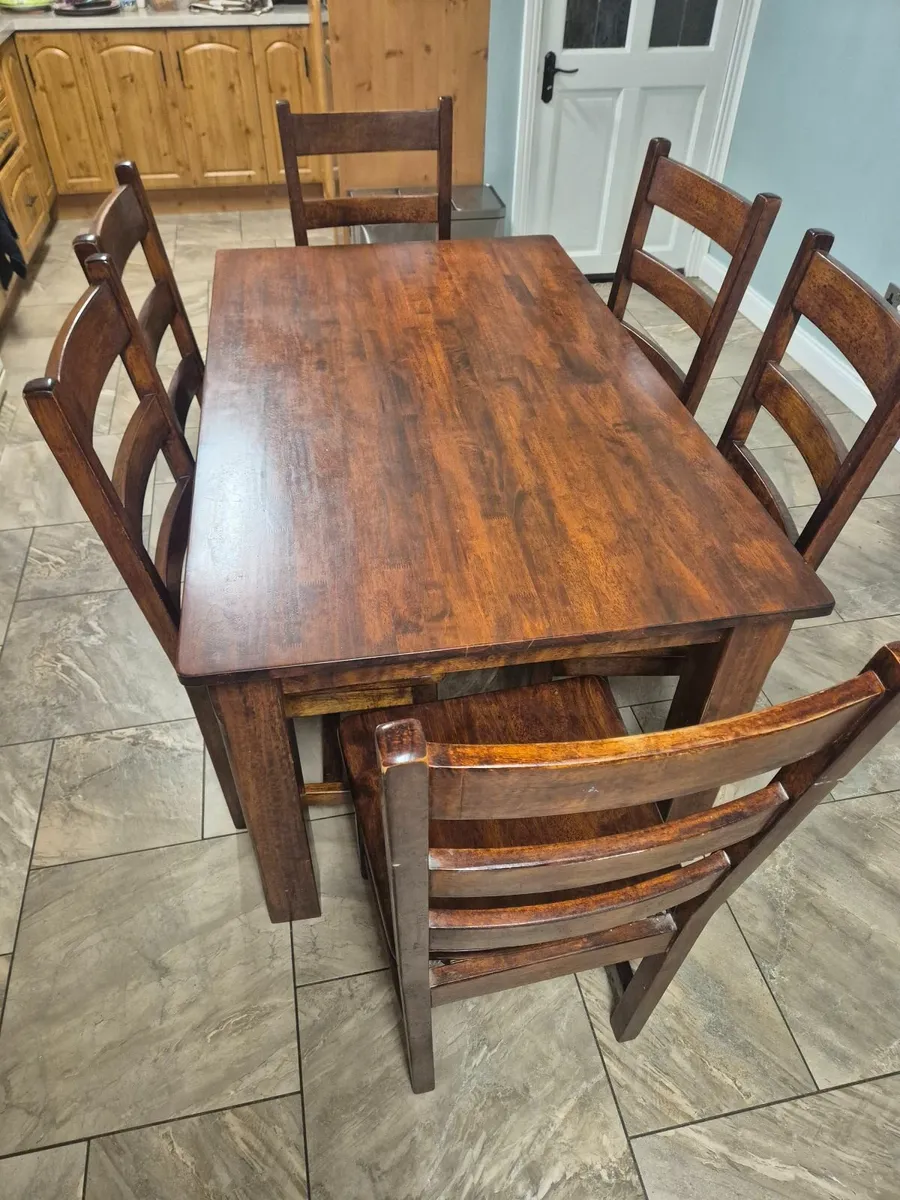 Kitchen Table and chairs - Image 1