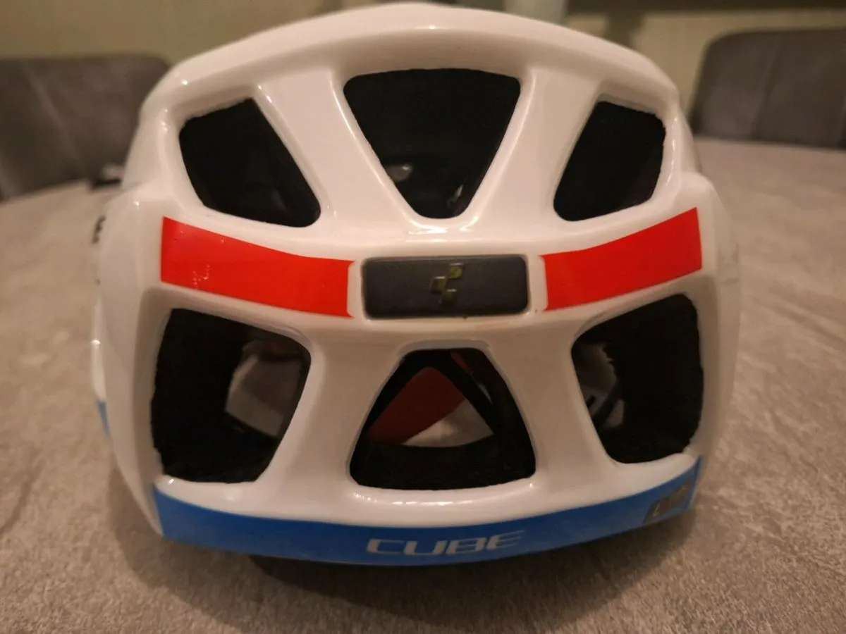 Cube Pro Cycling Helmet for sale - Image 1