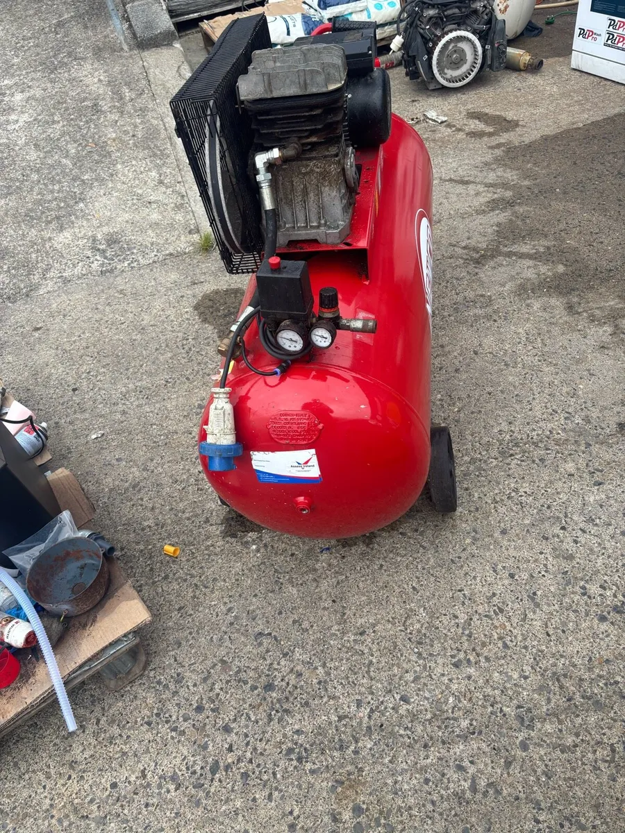 Air compressor - Image 3