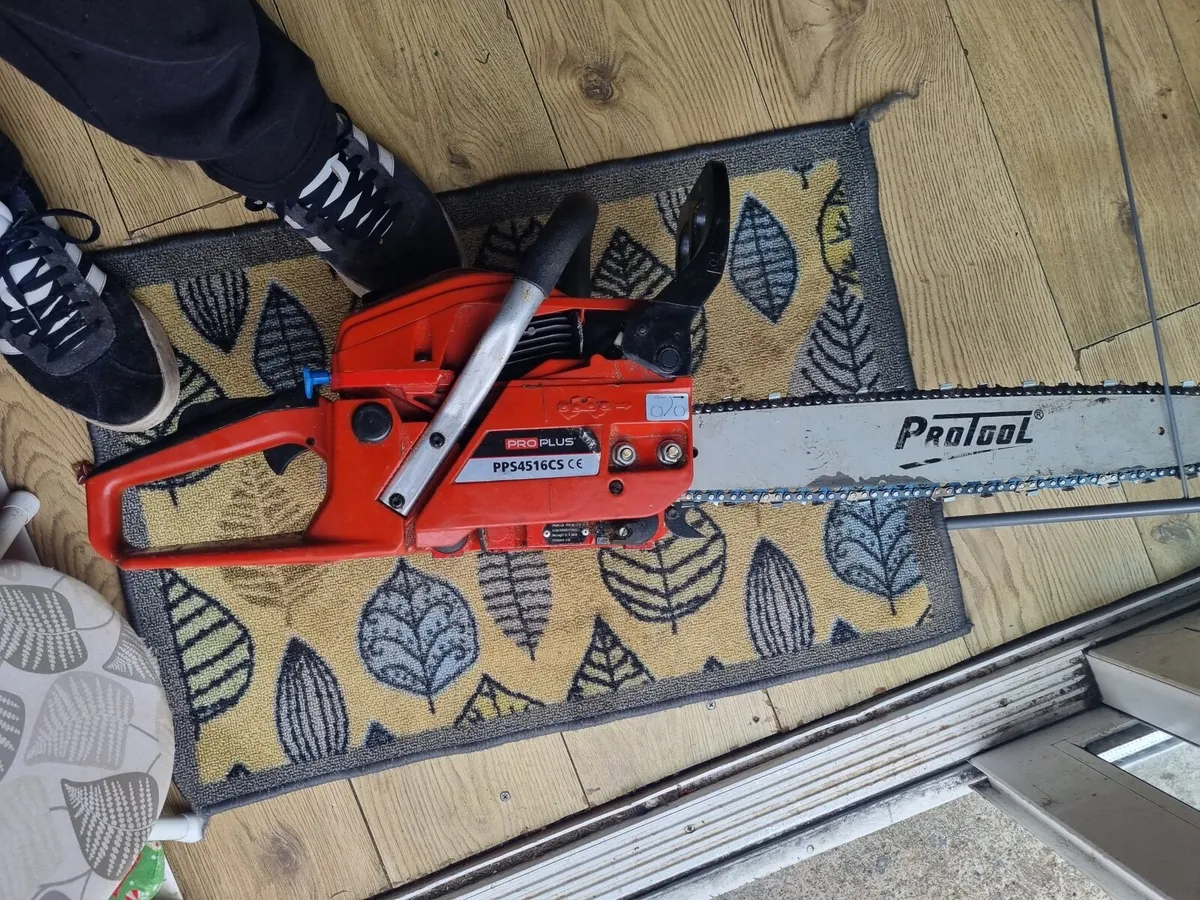 2 chainsaws €135 - Image 2