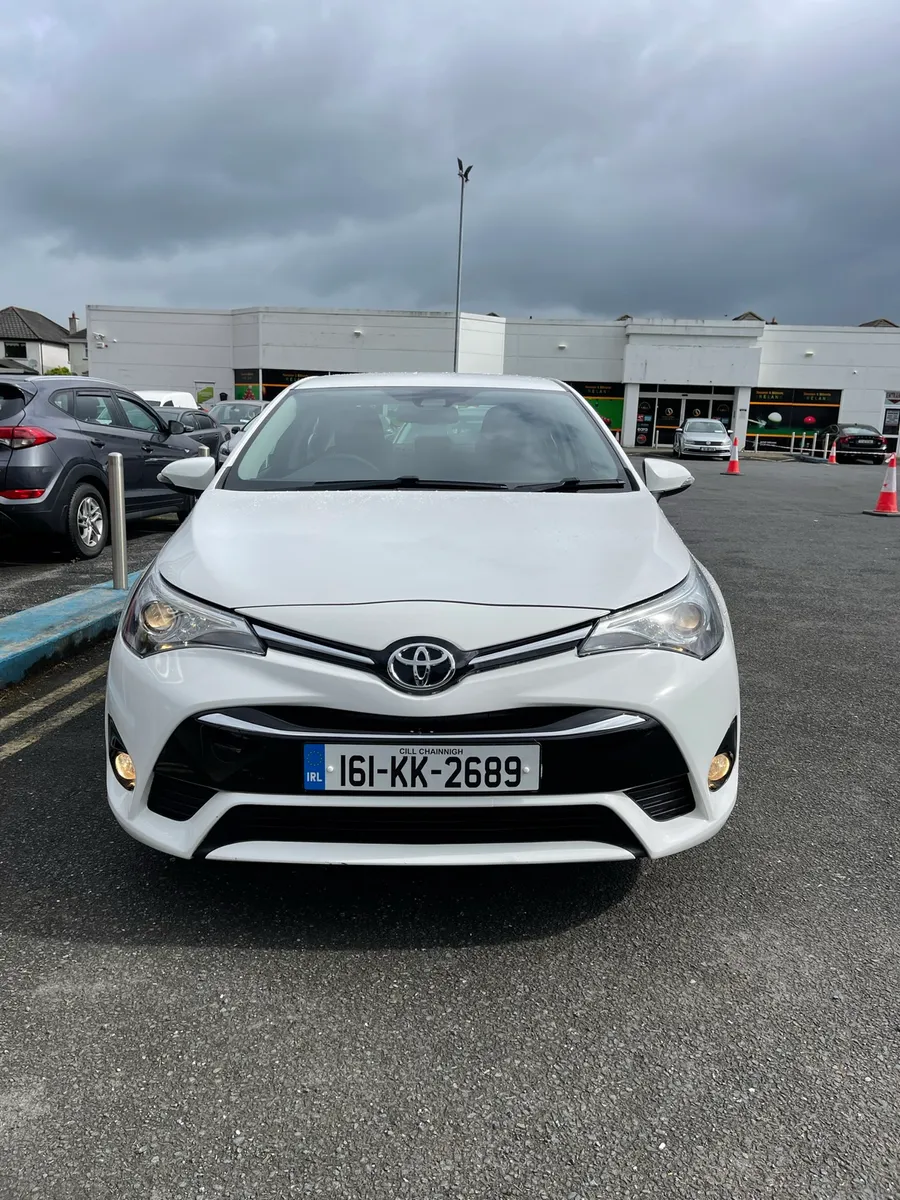 2016 Toyota Avensis 1.6 Diesel Luna - Image 3