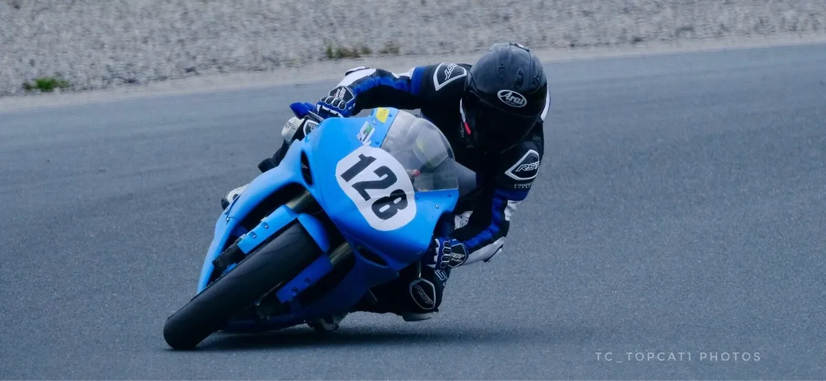 Yamaha R1 track bike - Image 2