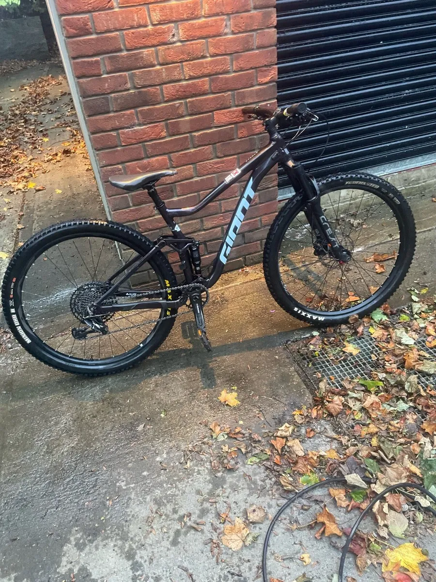 Giant stance m - Image 2