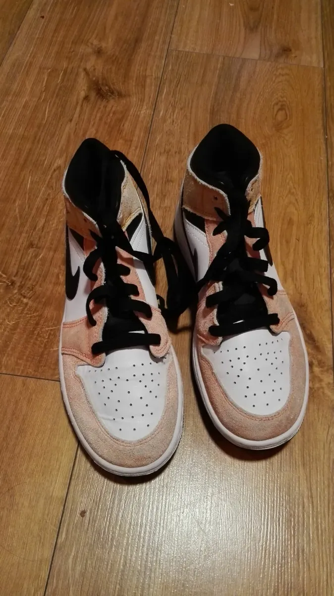 shoes - Image 1