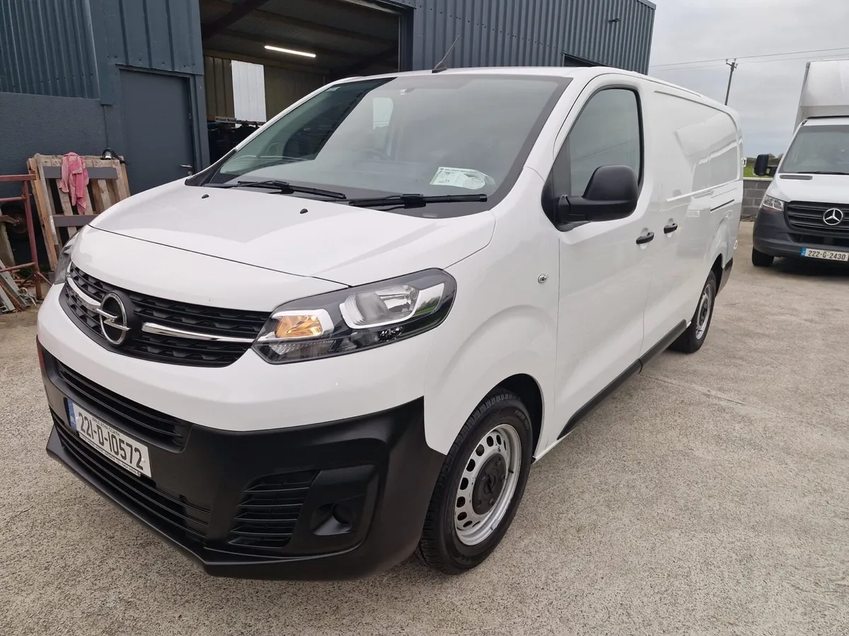 Van - Image 3