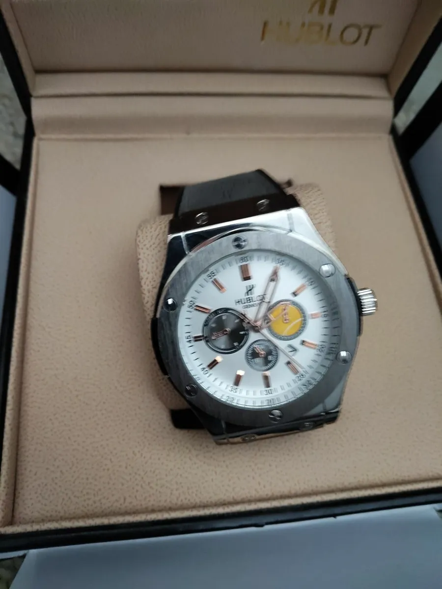 Watch Men - Image 1