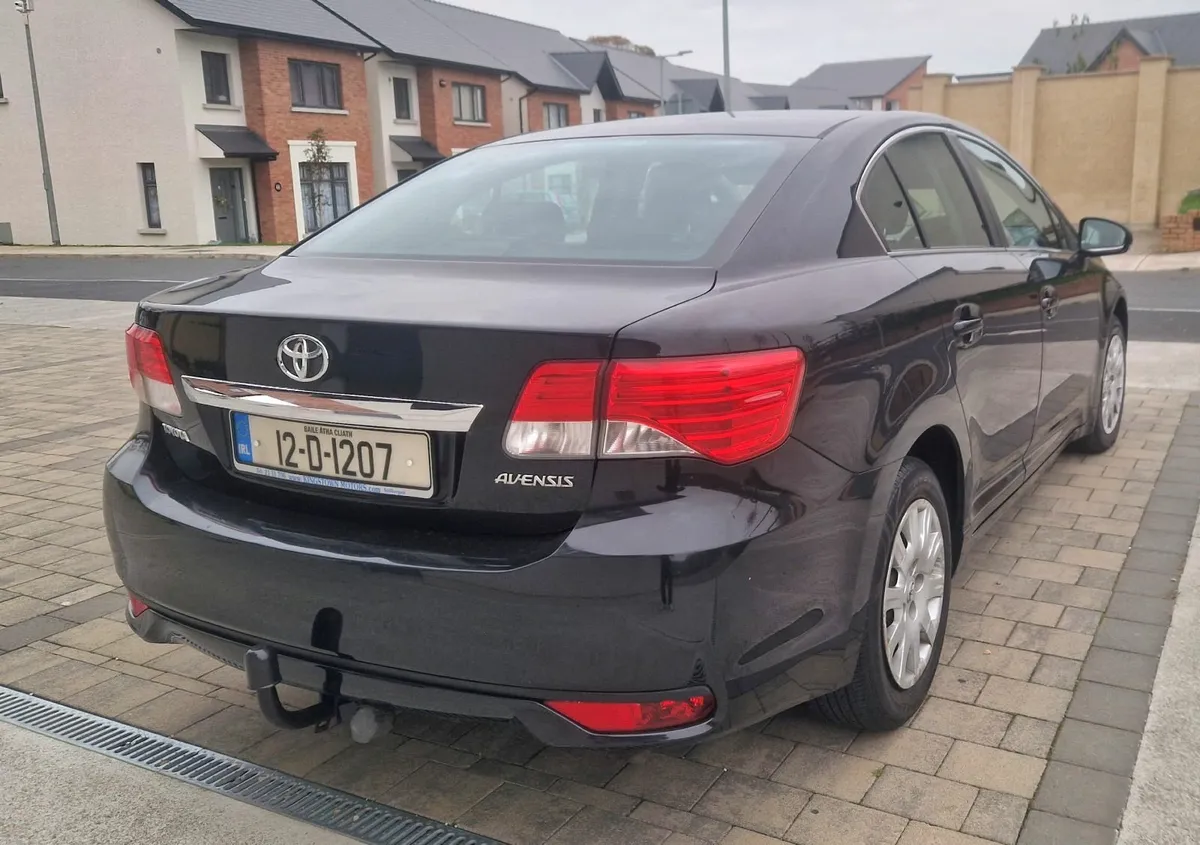 2012 Toyota Avensis 2.0 D4D NCT 04/07/26 - Image 1