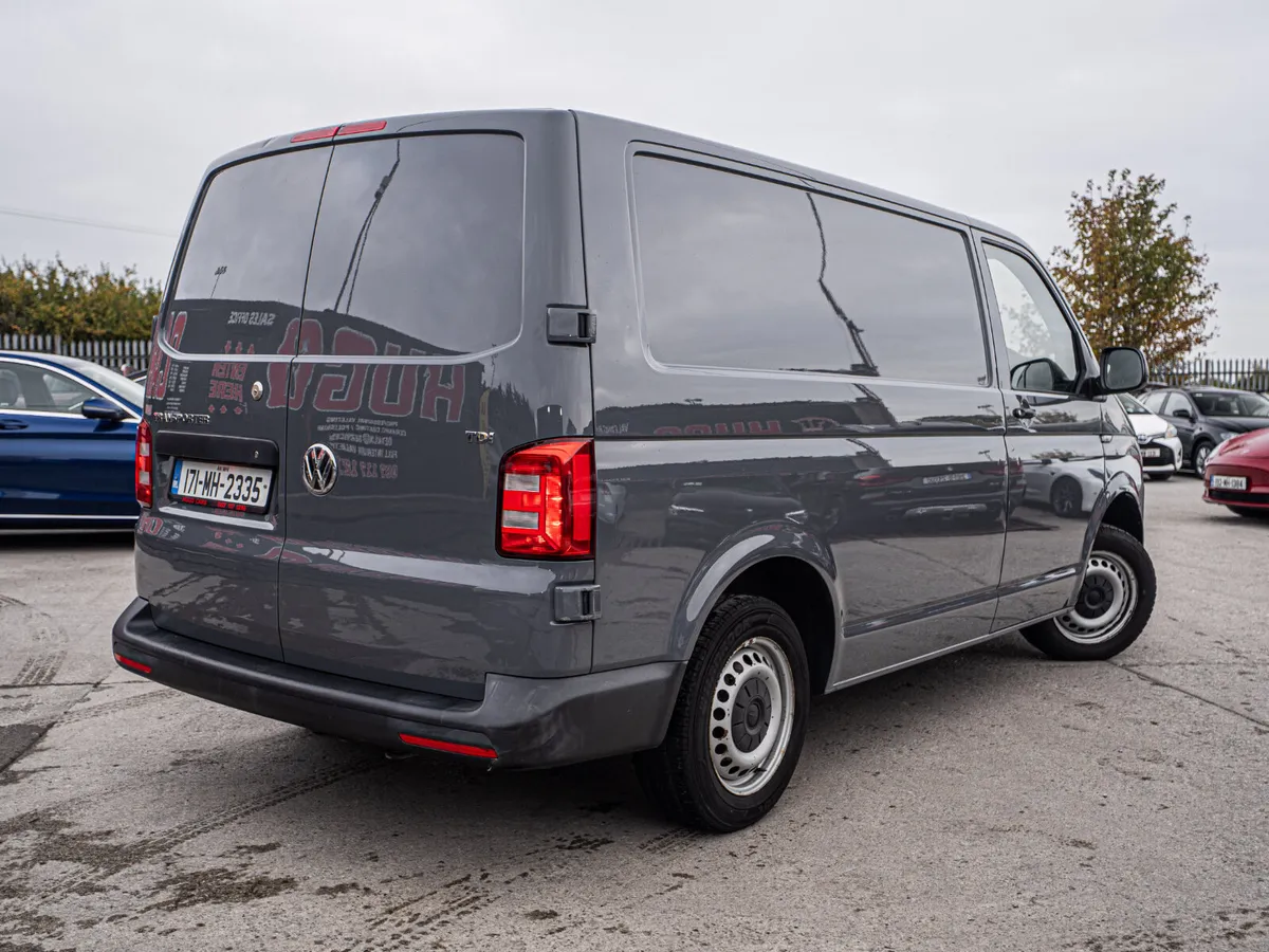 2017 Transporter 2.0tdi/New CVRT/Belt done/Warrant - Image 2