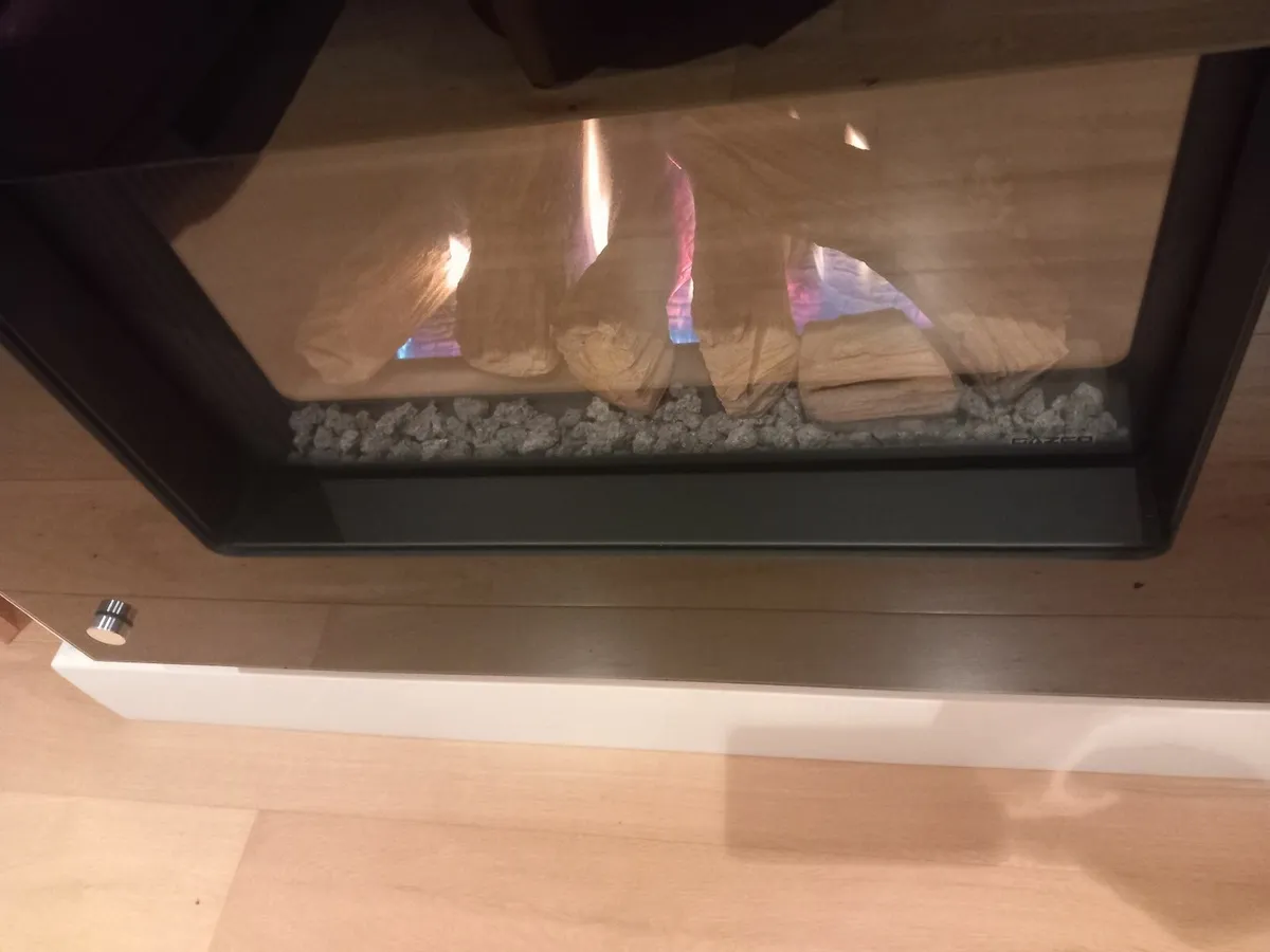 Gazco gas fire insert - Image 3