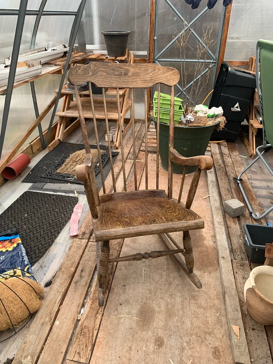 Rocking chair - Image 1