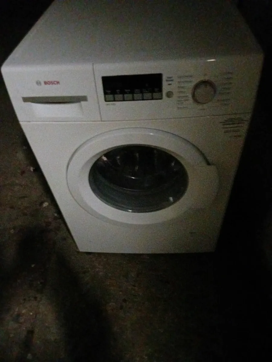 Washing machine - Image 1