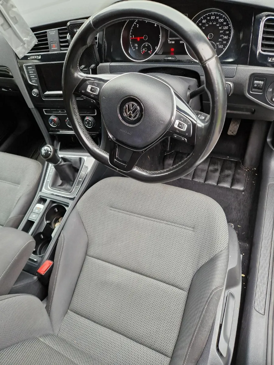 Volkswagen Golf 2013 - Image 2