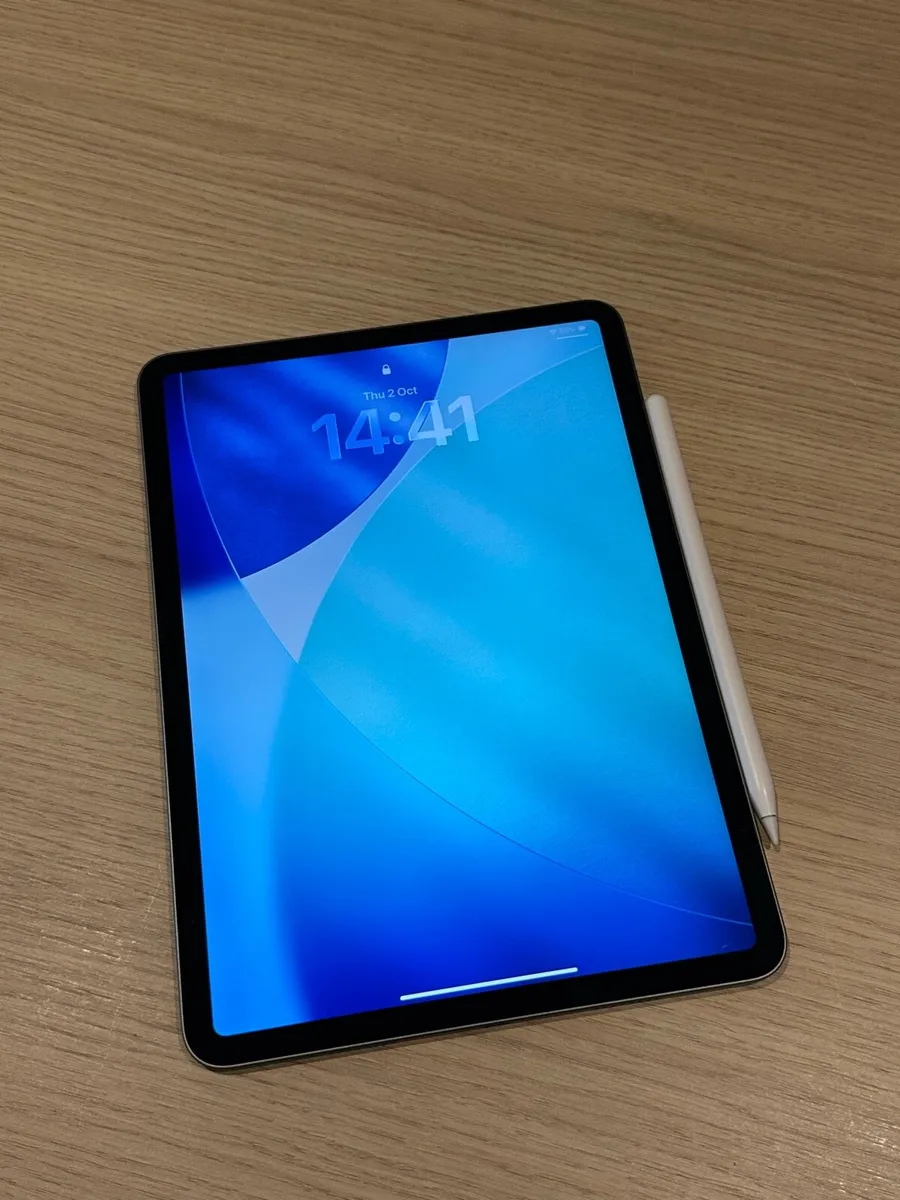 iPad Pro 11” with Apple Pencil - Image 2
