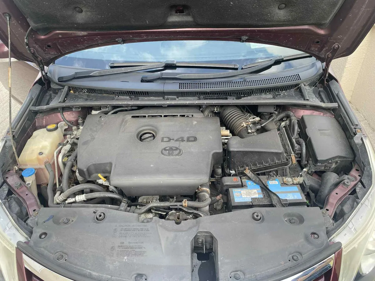 Toyota Avensis 2014 - Image 3