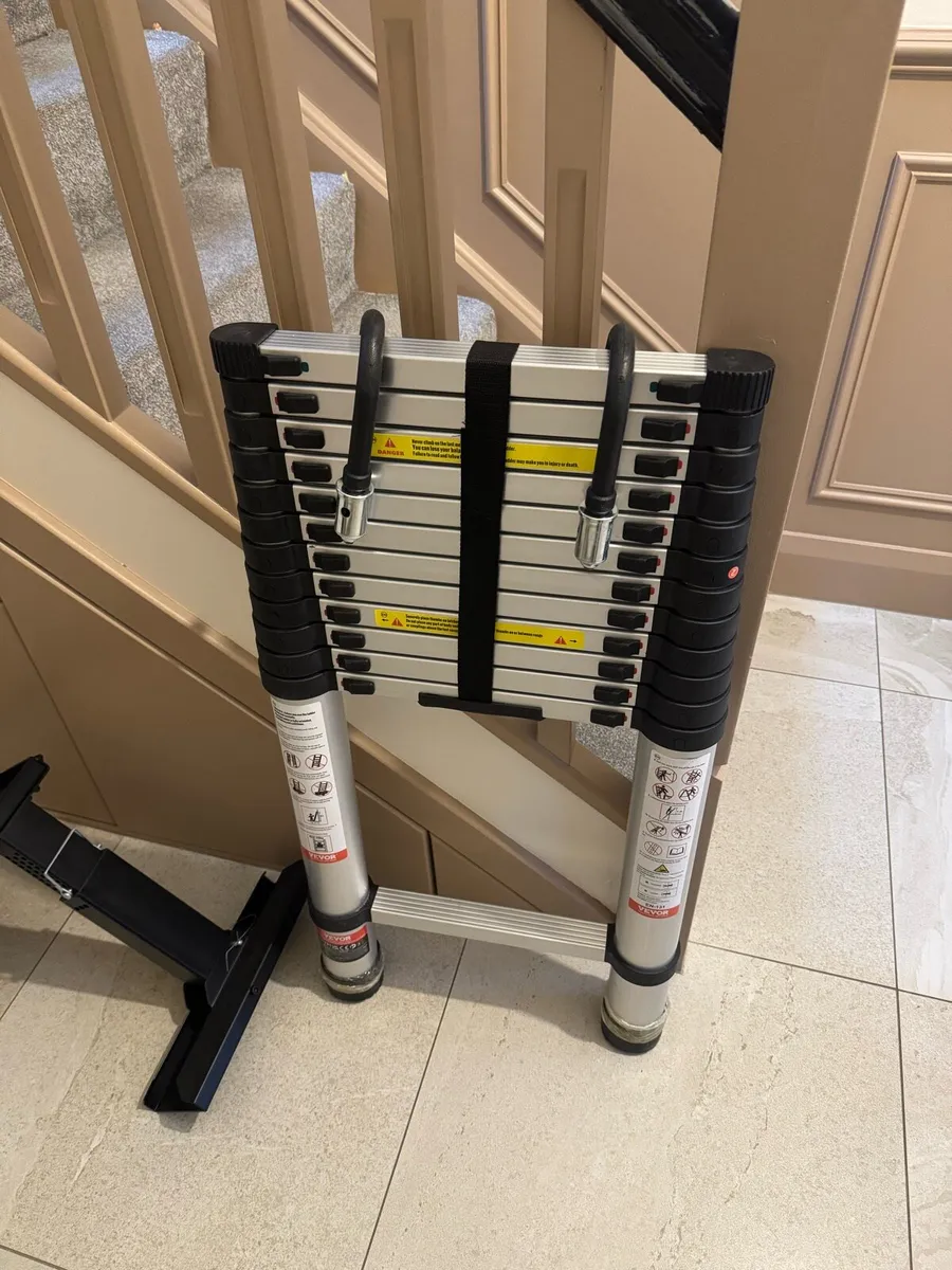Telescopic Ladder 6.4ft Stair platform - Image 1